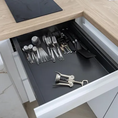 Wola - Air Con, Parking & Balcony - By Rentujemy