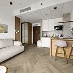 Wola - Air Con, Parking & Balcony - By Rentujemy