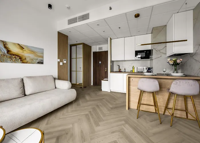 Wola - Air Con, Parking & Balcony - By Rentujemy