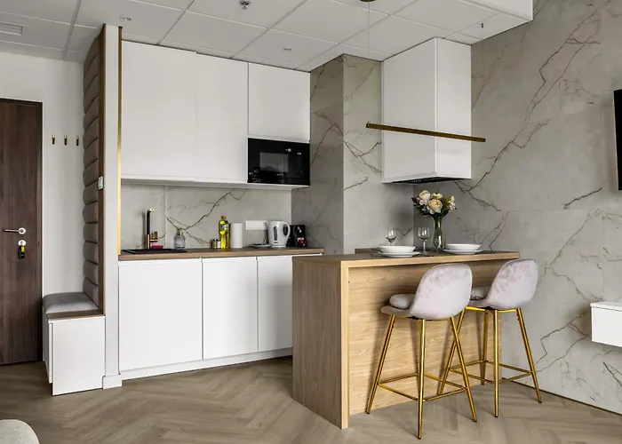 Lejlighed Wola - Air Con, Parking & Balcony - By Rentujemy Warszawa