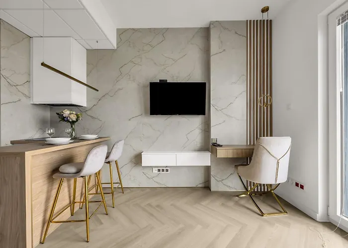 Wola - Air Con, Parking & Balcony - By Rentujemy *