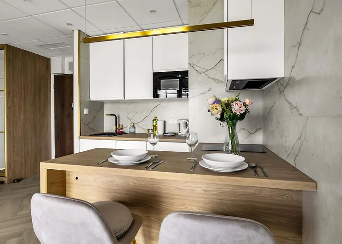 Wola - Air Con, Parking & Balcony - By Rentujemy *